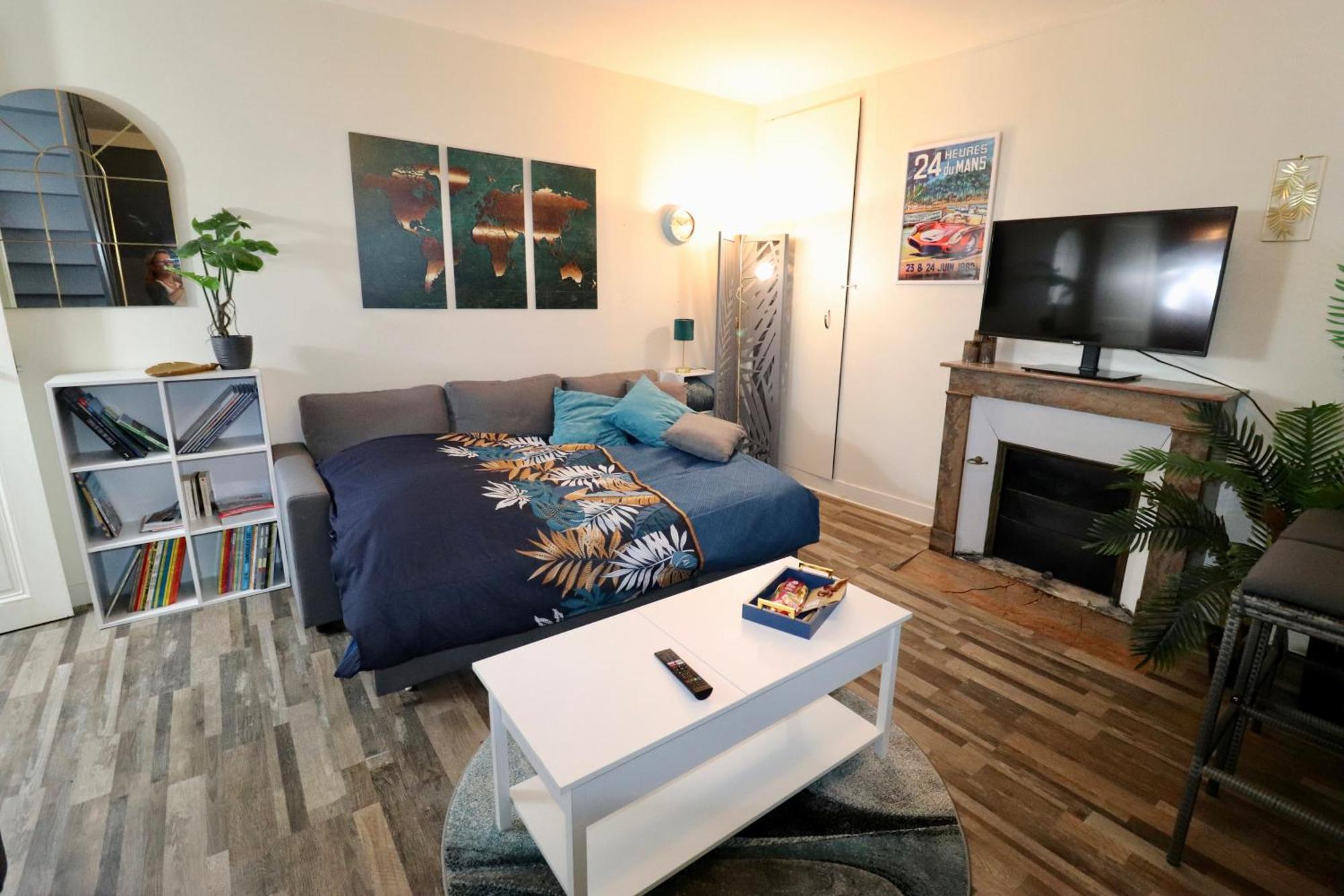 Duplex Au 2Eme Et De Notre Maison -Acces Au Jardin-Smart Tv-Streaming-Wifi 르망 외부 사진